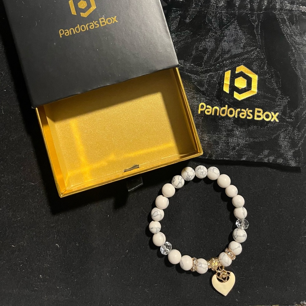 PANDORA  Aphrodites White Beaded Bracelet